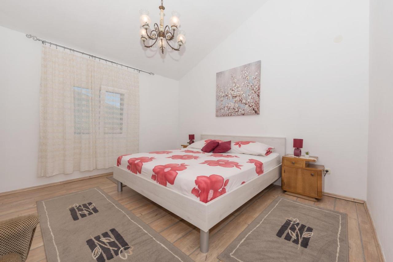 Holiday Home Frane Slivno  Ngoại thất bức ảnh