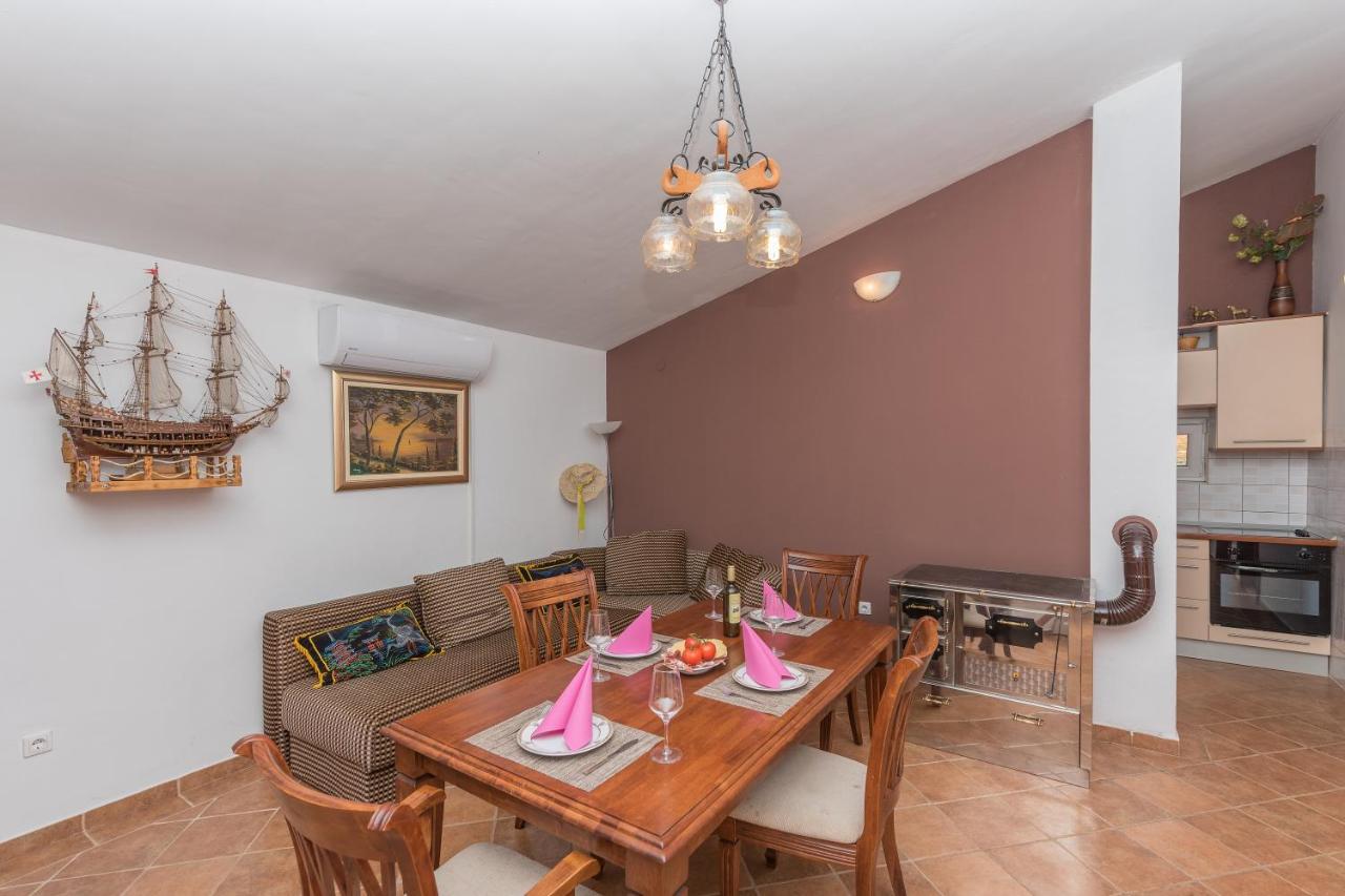 Holiday Home Frane Slivno  Ngoại thất bức ảnh